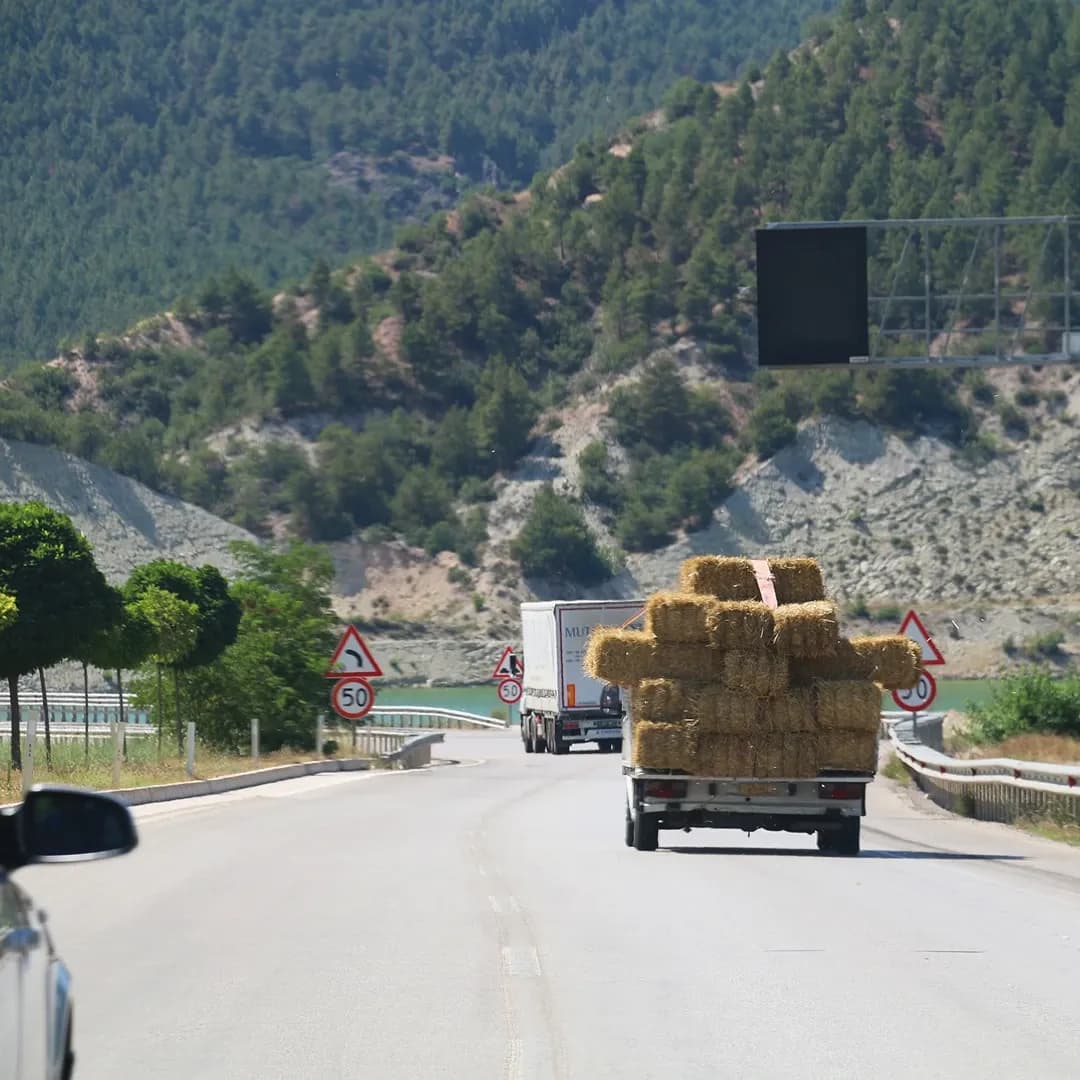 Improperly Secured Truck Load Attorneys Improperly Secured Truck Load Attorneys