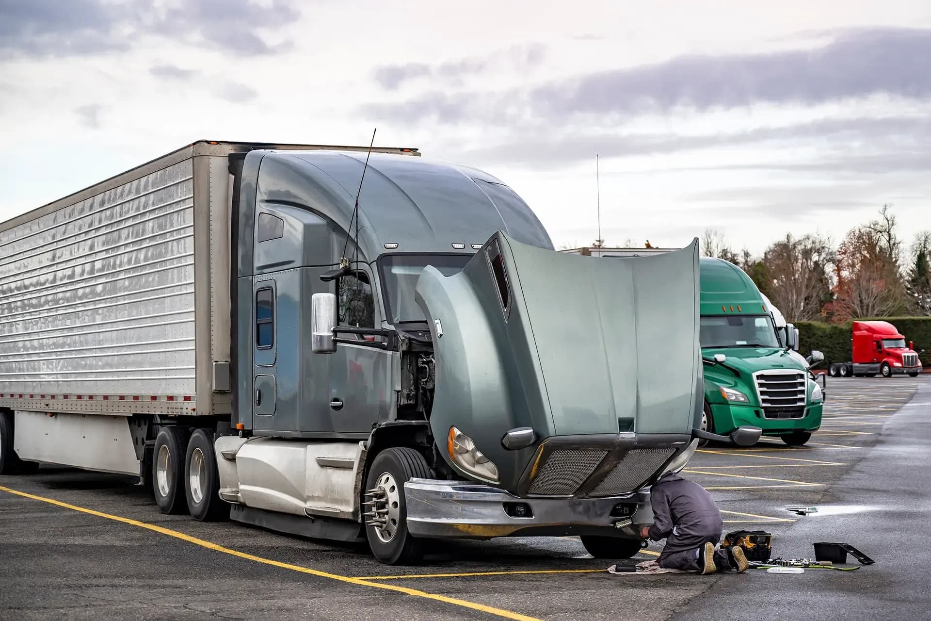 Inadequate Maintenance A Common Cause Of Commercial Trucking Accidents Inadequate Maintenance A Common Cause Of Commercial Trucking Accidents