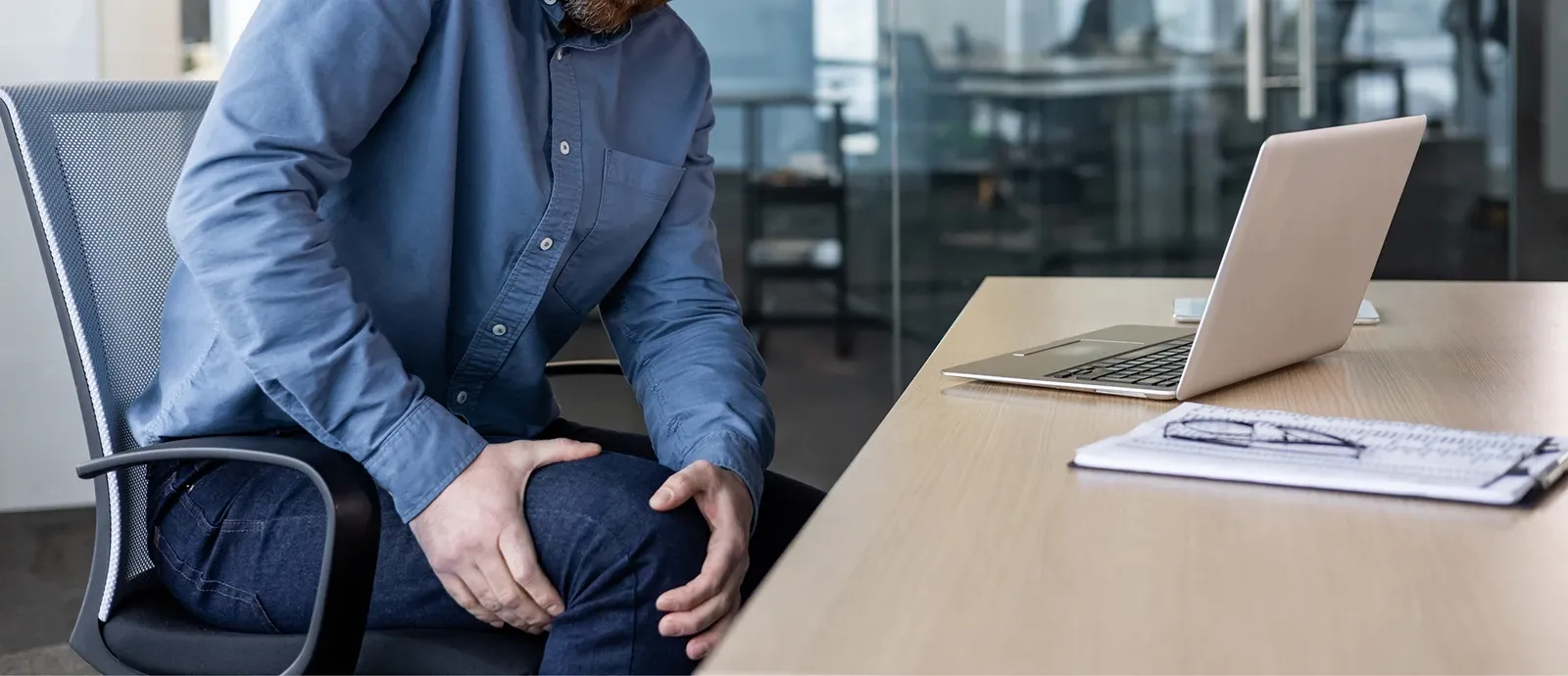 personal-injury-practice-area-workers-compensation-work-related-knee-injuries-banner copy personal-injury-practice-area-workers-compensation-work-related-knee-injuries-banner copy