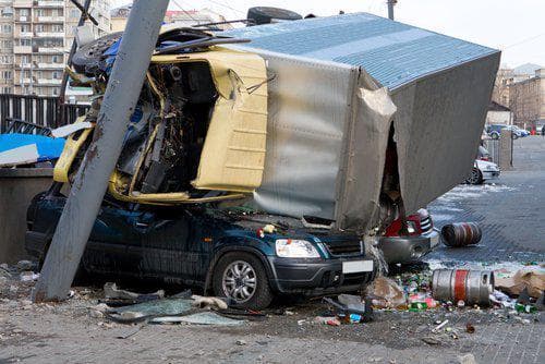 Identifying Complex Issues That Arise as a Result of a Trucking Accident Illinois truck accident attorney, wrongful death, Illinois personal injury lawyer,